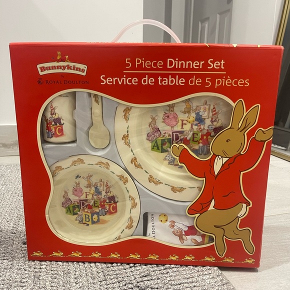 Royal Doulton Bunnykins 5 Piece Children’s Dinner Set ABC Alphabet New in Box - Picture 3 of 7
